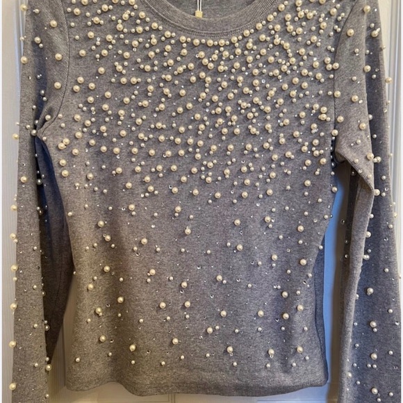 LC Lauren Conrad Sweaters - Gray Sweater with Pearl Embellishments nwt x-large